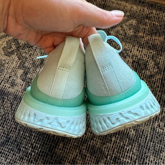 Women’s Nike Epic React Flyknit 2 Running/Training Shoe in Mint Blue size 7.5 - Picture 6 of 12